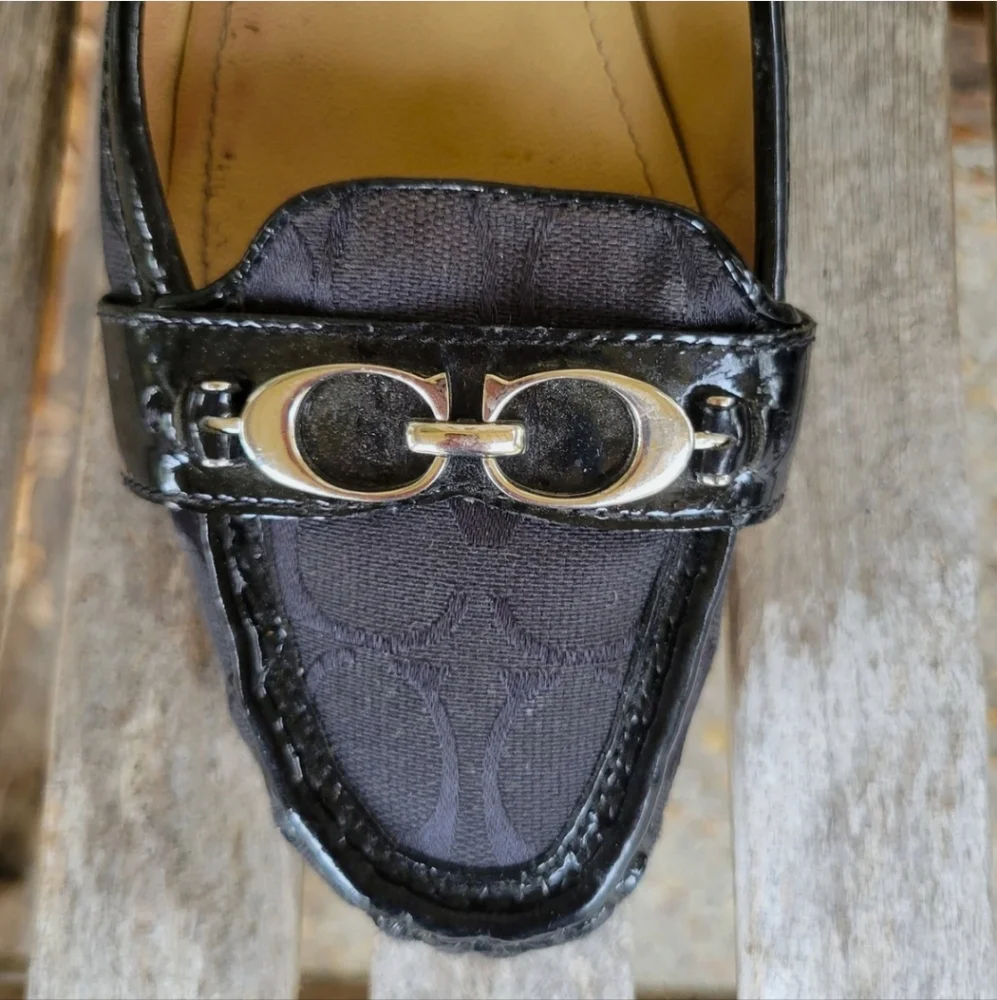 COACH Enrica Jacquard Patent Logo Flats Loafers Shoes EUC